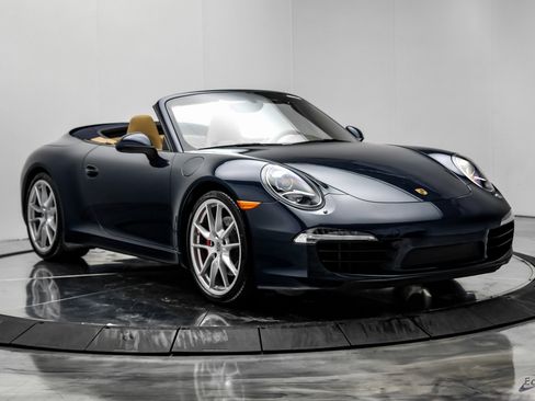 Used 2015 Porsche 911 Carrera S image 24