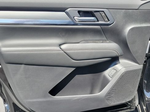 New 2026 GMC Terrain Elevation w/ Elevation Premium Package FWD image 10