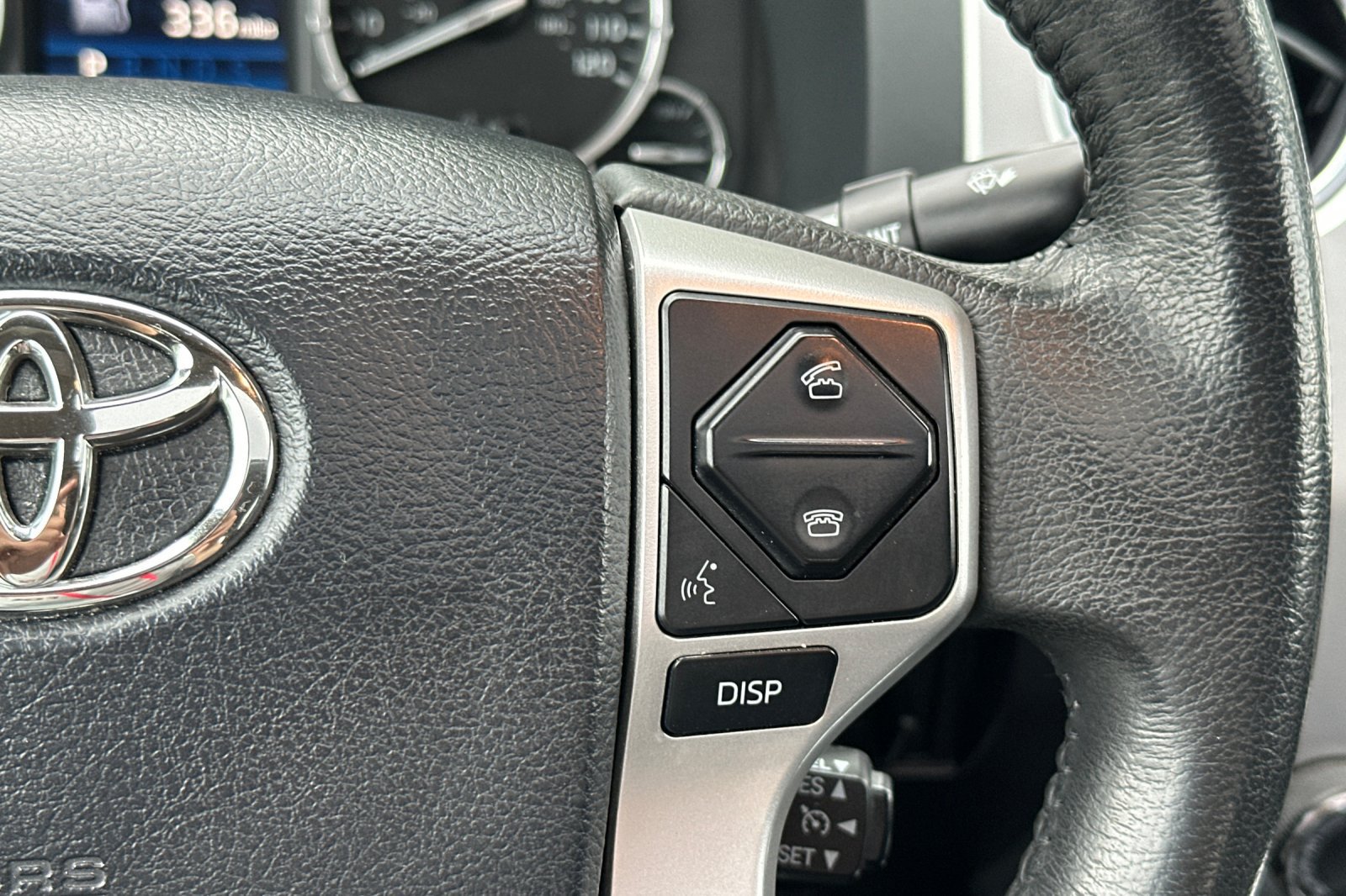 Used 2017 Toyota Tundra Platinum AWD/4WD image 36