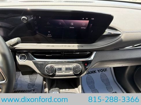Used 2025 Buick Envista Sport Touring w/ Convenience I Package FWD image 12