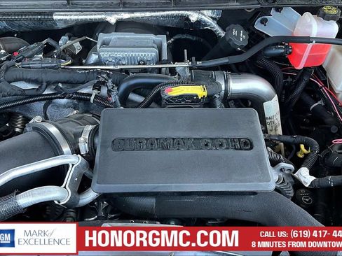 Used 2023 GMC Sierra 2500 Denali AWD/4WD image 32