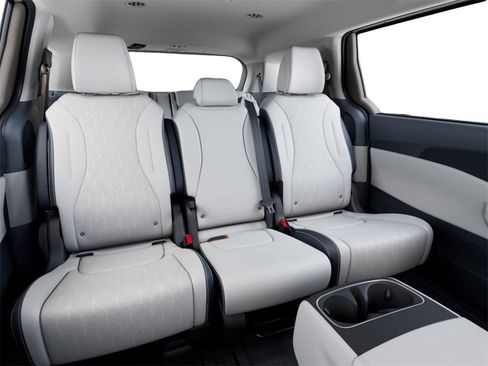 New 2026 Kia Carnival EX image 16