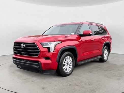 Used 2025 Toyota Sequoia SR5 w/ SR5 Premium Package AWD/4WD image 1