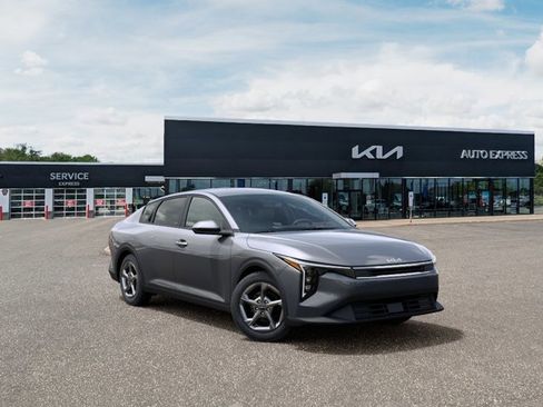 New 2026 Kia K4 LXS FWD image 8