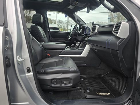 Used 2023 Toyota Tundra Platinum AWD/4WD image 12