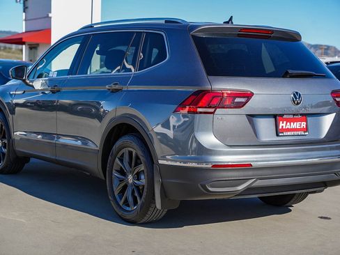 Used 2024 Volkswagen Tiguan SE image 7