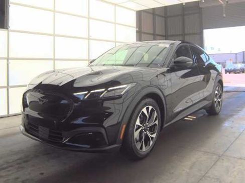 Used 2025 Ford Mustang Mach-E Select w/ Comfort Package Lite RWD image 2
