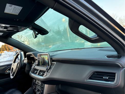 Used 2022 Chevrolet Tahoe RST w/ Luxury Package image 28