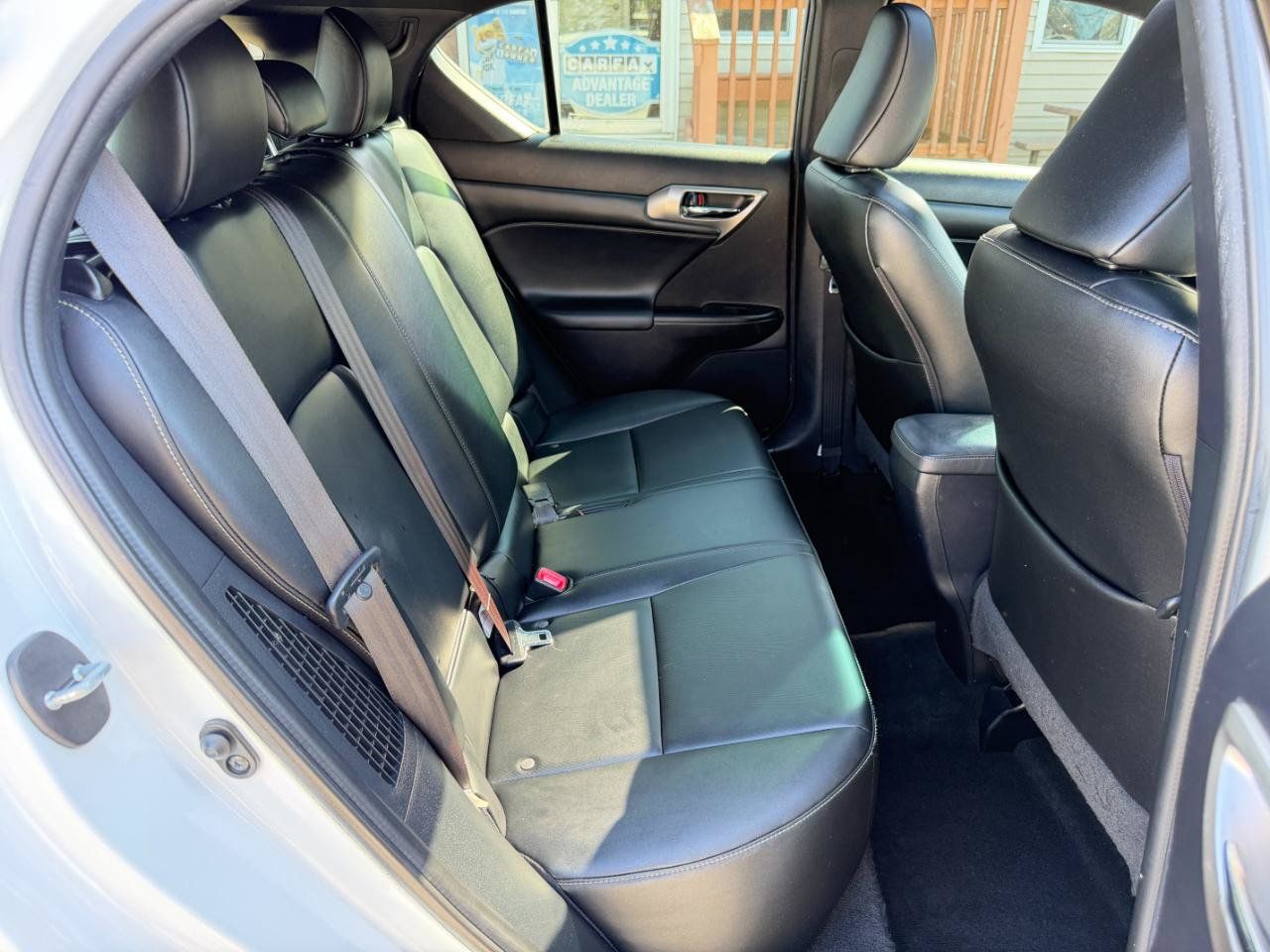 Used 2015 Lexus CT 200h w/ Navigation Package FWD image 37