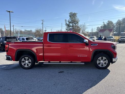 Used 2024 GMC Sierra 1500 SLE w/ Preferred Package image 11
