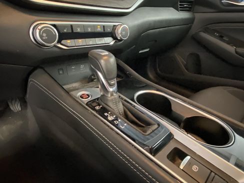 Used 2023 Nissan Altima 2.5 SV w/ SV Premium Package FWD image 21