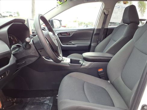 Certified 2025 Toyota RAV4 LE image 18