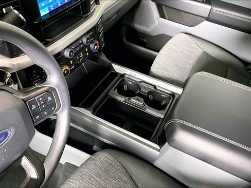 Used 2025 Ford F250 XLT w/ 360-Degree Camera Package image 17