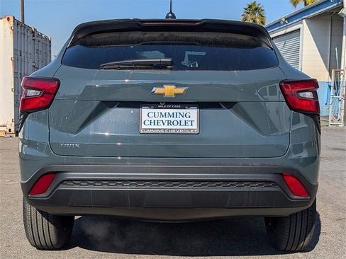 New 2026 Chevrolet Trax LS image 9