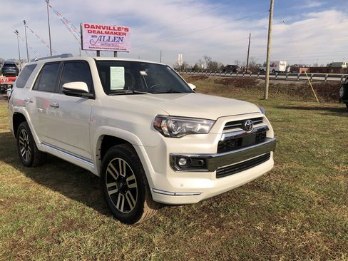 Used 2021 Toyota 4Runner Limited image 7