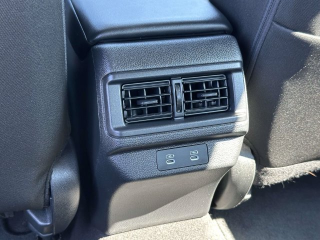 Used 2025 Honda Accord SE image 18