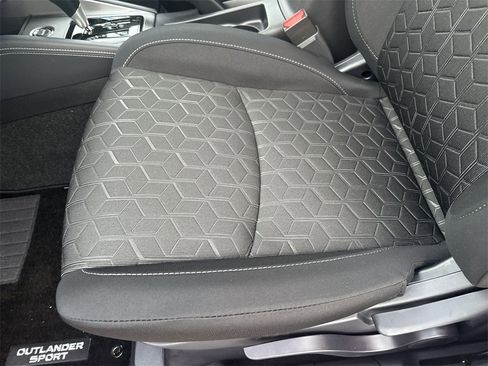 New 2025 Mitsubishi Outlander Sport ES image 9