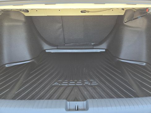 Certified 2024 Honda Accord EX image 27