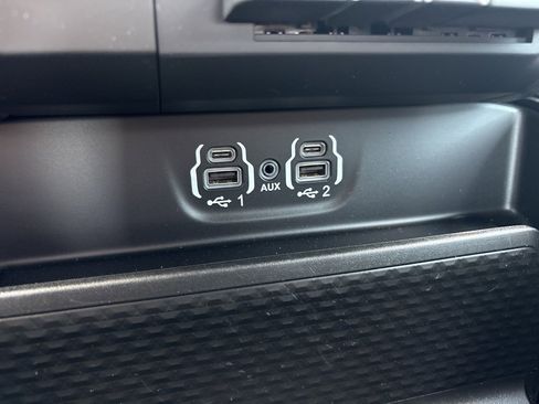 Used 2023 RAM 1500 Laramie image 20