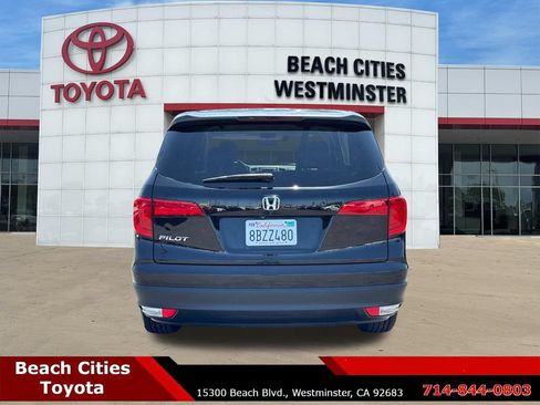 Used 2018 Honda Pilot LX image 9
