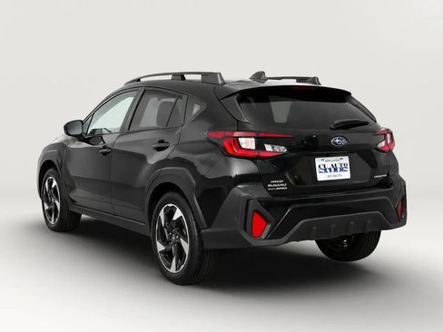 Used 2024 Subaru Crosstrek 2.5i Limited w/ Crosstrek Mirror Package AWD/4WD image 5