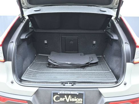 Used 2023 Volvo C40 P8 Recharge Ultimate AWD/4WD image 38