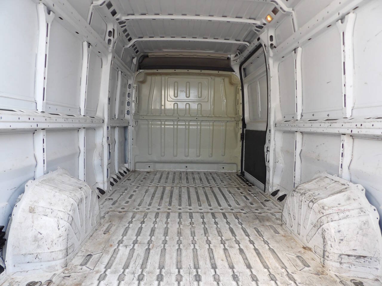Used 2020 RAM ProMaster 2500 FWD image 10