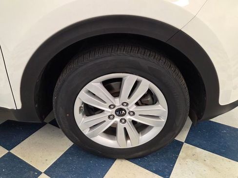 Used 2019 Kia Sportage LX w/ LX Popular Package FWD image 9