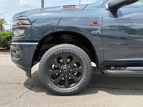 New 2026 RAM 2500 Big Horn AWD/4WD image 21