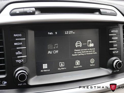 Used 2018 Kia Sorento LX image 28