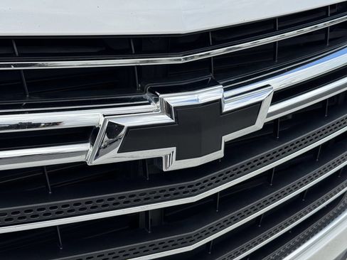 Used 2018 Chevrolet Traverse LT w/ LPO, Cargo Package image 9