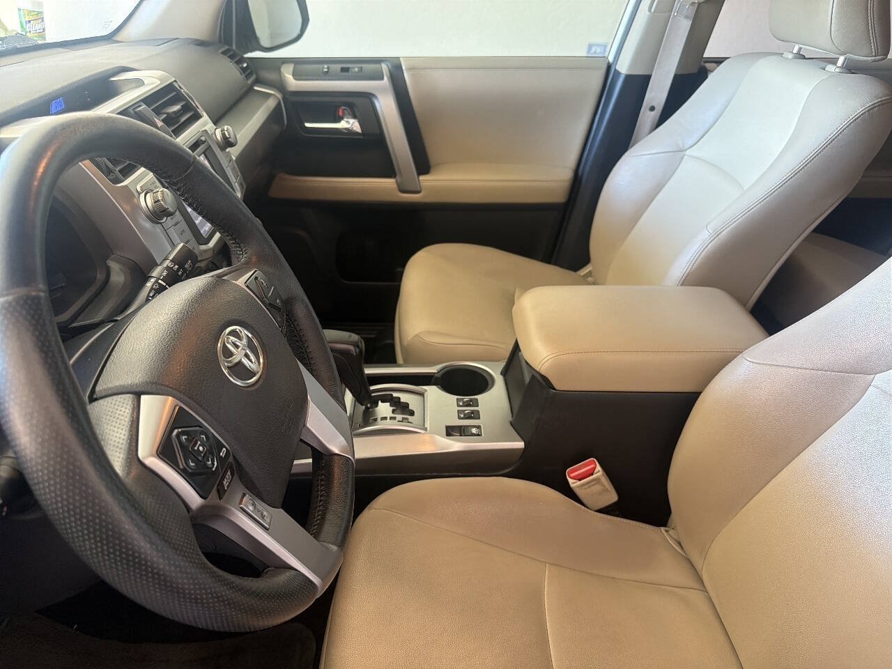 Used 2014 Toyota 4Runner SR5 Premium AWD/4WD image 17