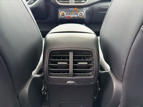 Used 2020 Ford Escape SEL image 20