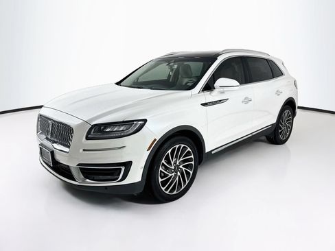 Used 2020 Lincoln Nautilus Reserve w/ Equipment Group 201A FWD image 3