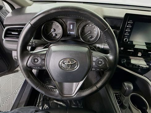 Certified 2022 Toyota Camry SE image 18