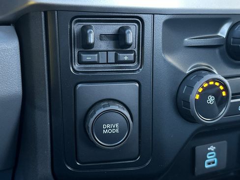 Used 2024 Ford F450 XL image 25