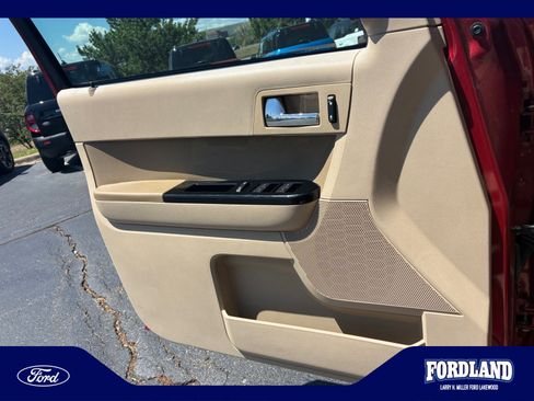 Used 2011 Ford Escape Limited w/ 302A Rapid Spec Order Code AWD/4WD image 13