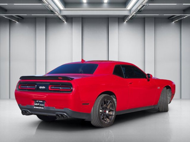 Used 2016 Dodge Challenger R/T w/ Sound Group RWD image 4