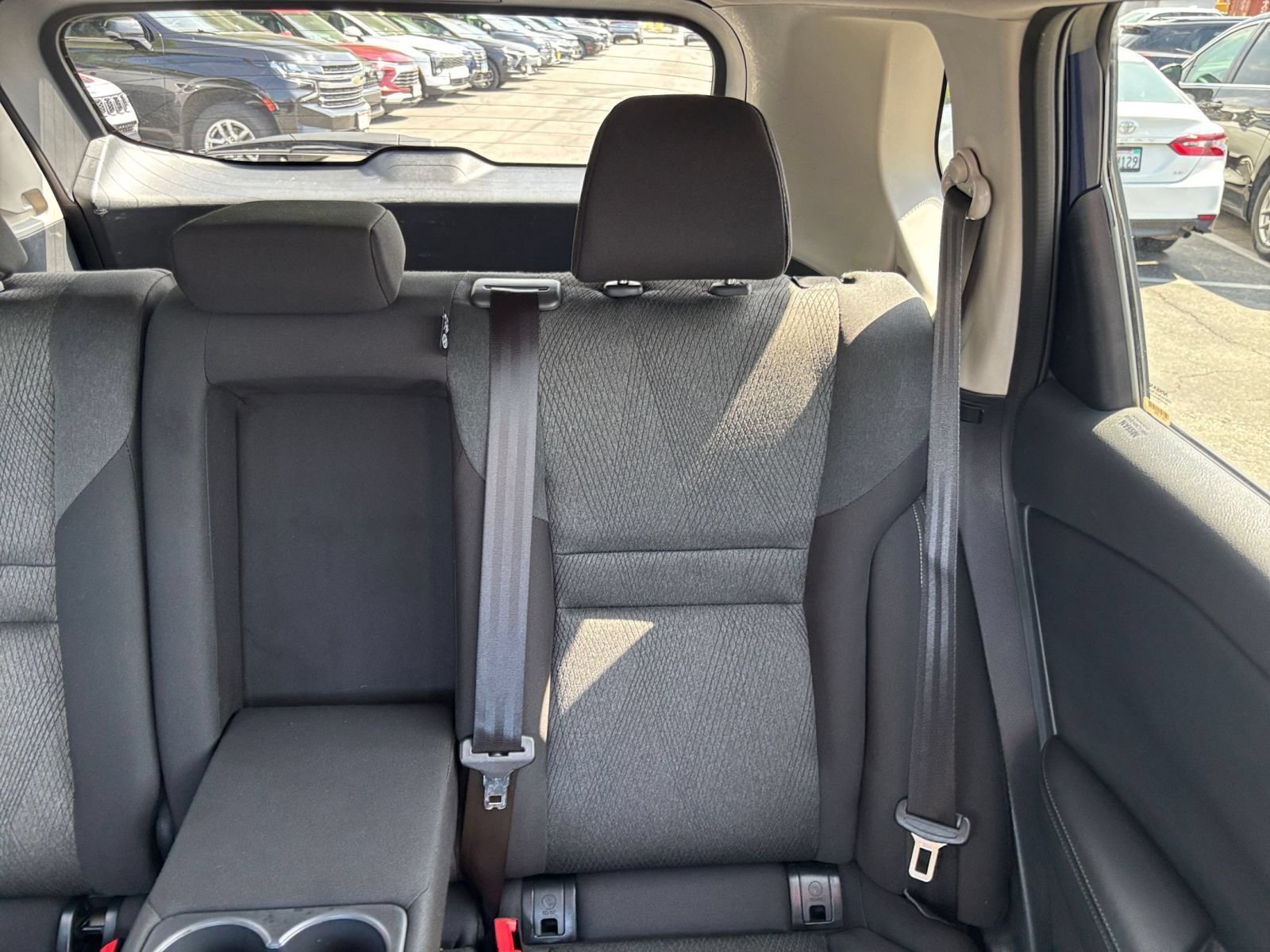 Used 2025 Nissan Rogue SV FWD image 38