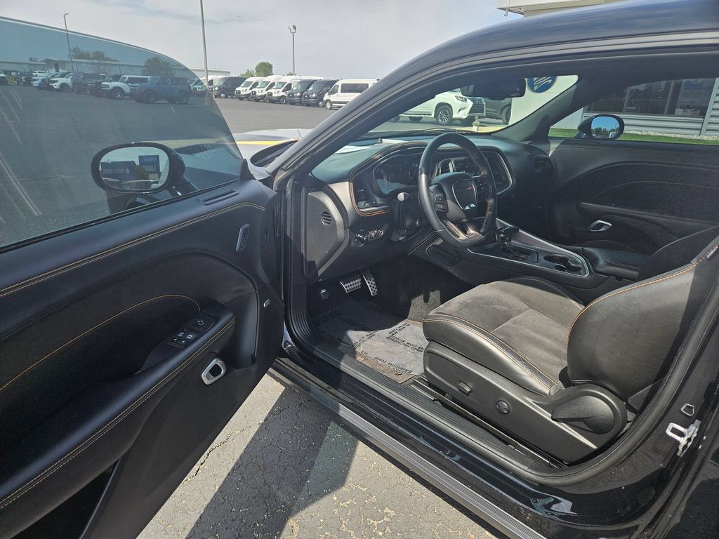 Used 2022 Dodge Challenger GT w/ Plus Package RWD image 13