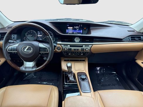 Used 2018 Lexus ES 350 w/ Premier Package FWD image 20