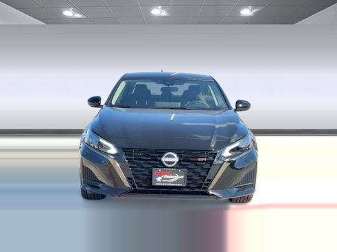 New 2025 Nissan Altima 2.5 SR w/ SR Premium Package image 6