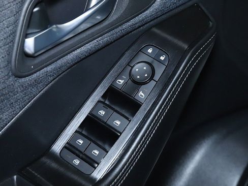 Certified 2023 Nissan Rogue SV AWD/4WD image 18