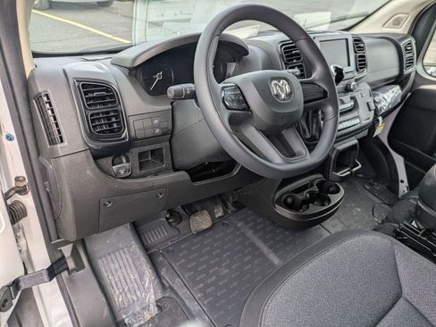 Used 2024 RAM ProMaster 2500 image 15