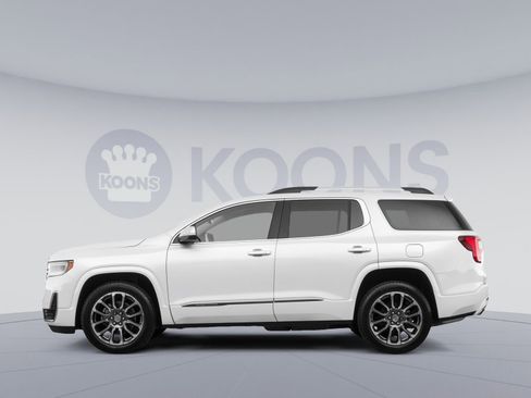 Used 2022 GMC Acadia Denali w/ Denali Ultimate Package AWD/4WD image 2