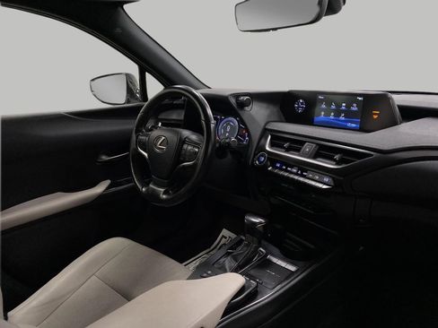 Used 2020 Lexus UX 250h w/ Premium Package image 18