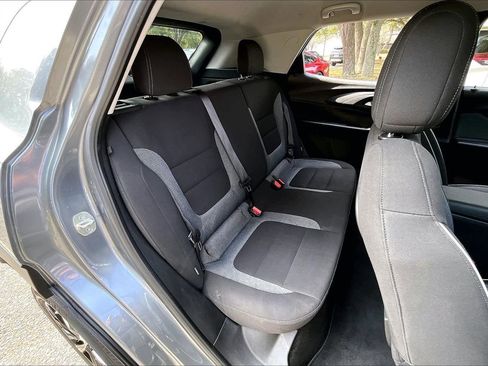 Used 2022 Chevrolet TrailBlazer LT image 22