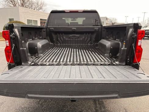 Used 2022 Chevrolet Silverado 1500 LT image 29