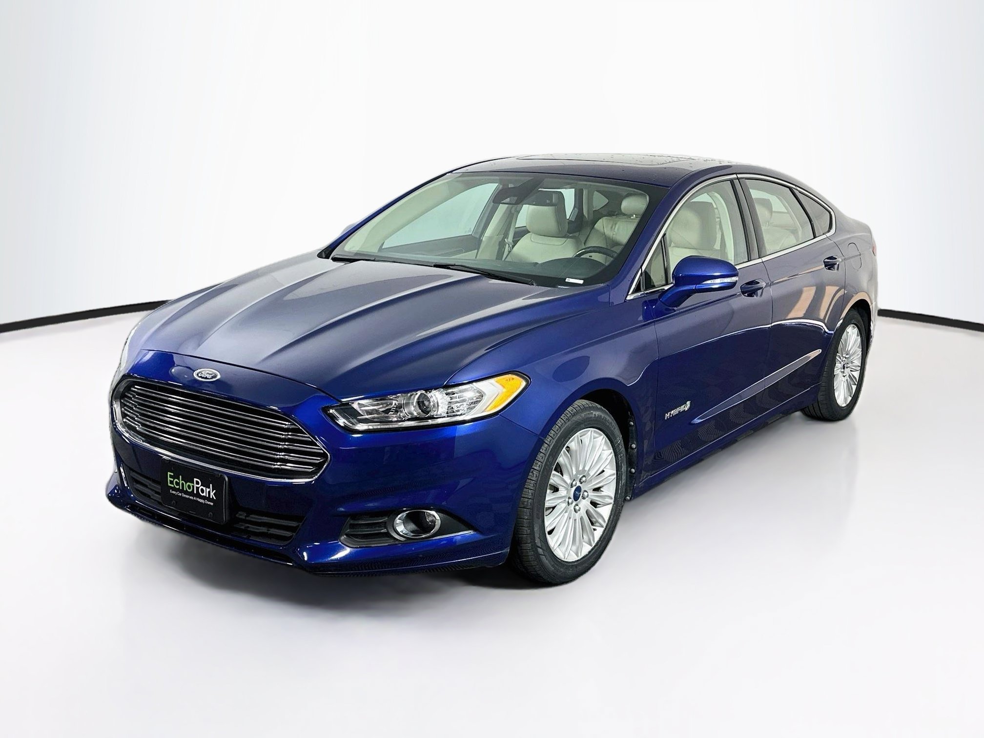 Used 2013 Ford Fusion SE FWD image 3