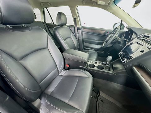 Used 2018 Subaru Outback 2.5i Limited image 30
